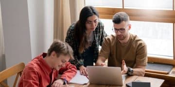 Online Shopping Budgeting: Family Tips to Manage Accounts & Purchases - Cover Image
